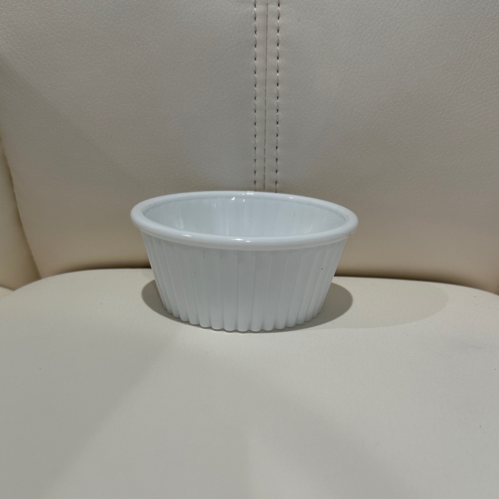 White mini Ramekin